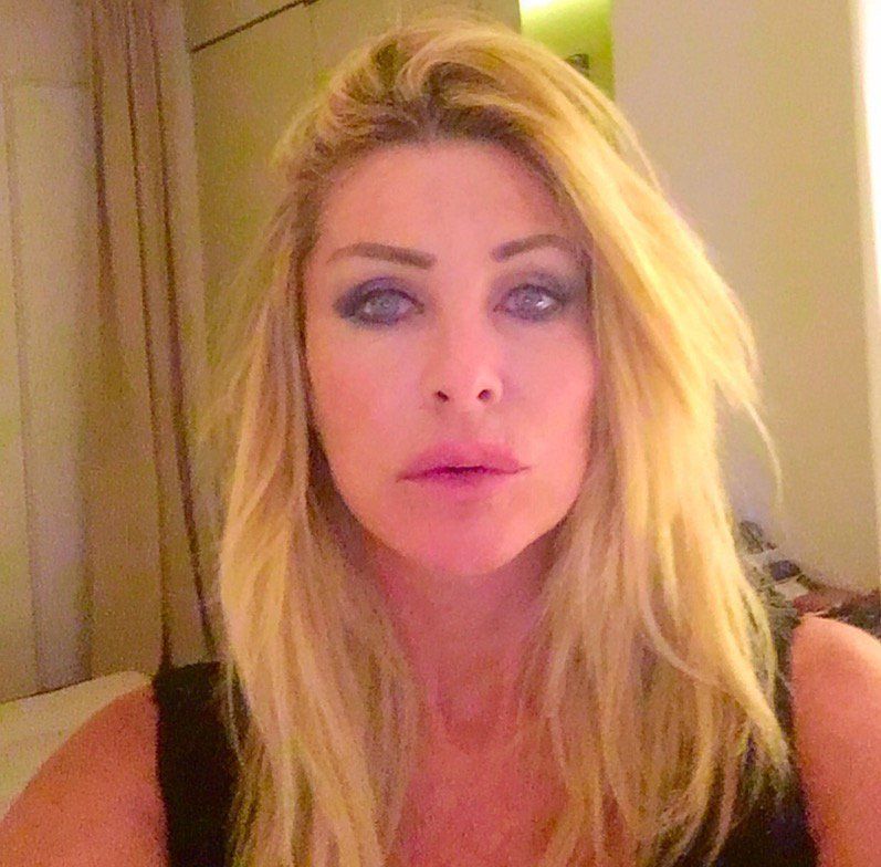 Paola Ferrari sul ruolo di madre a Oggi è un altro giorno: “Non sapevo cosa significasse”