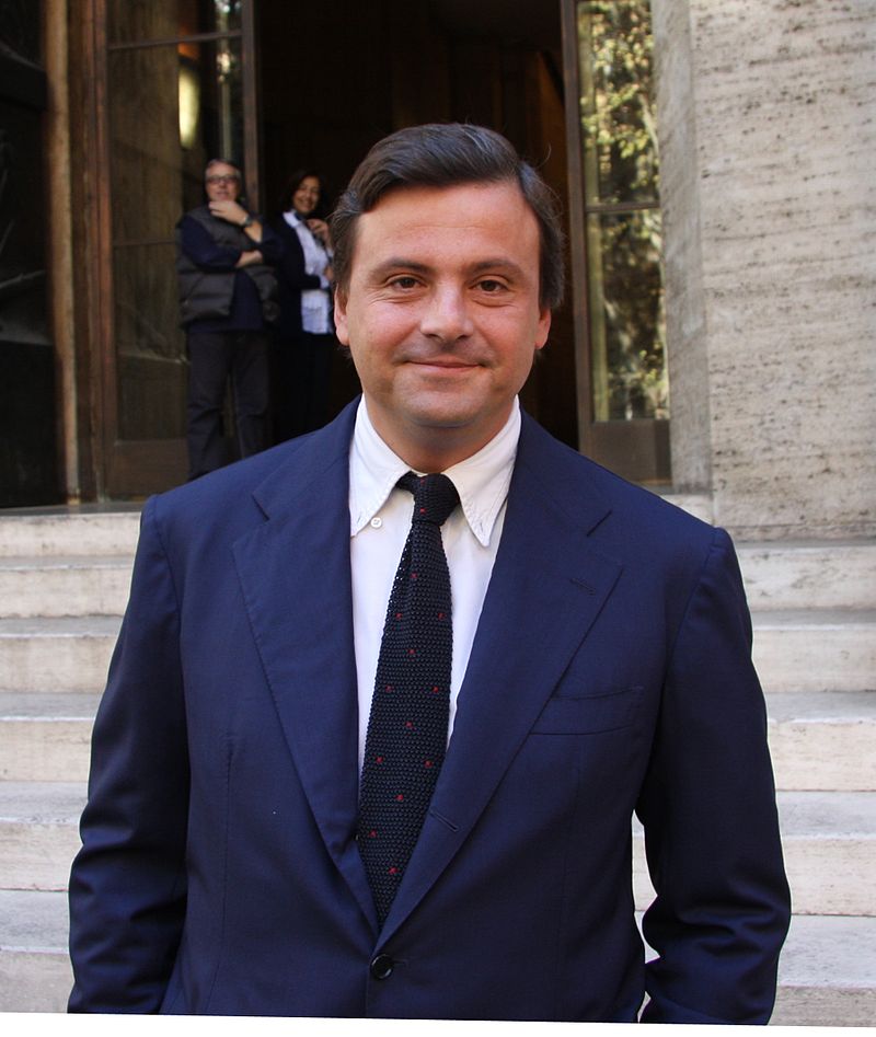 Carlo Calenda sulla moda: “Il provincialismo non paga mai”