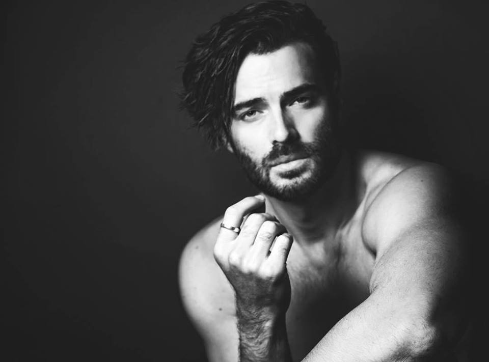 Giulio Berruti va pazzo per il vintage: “Alle volte credo di essere nato in un’epoca sbagliata”