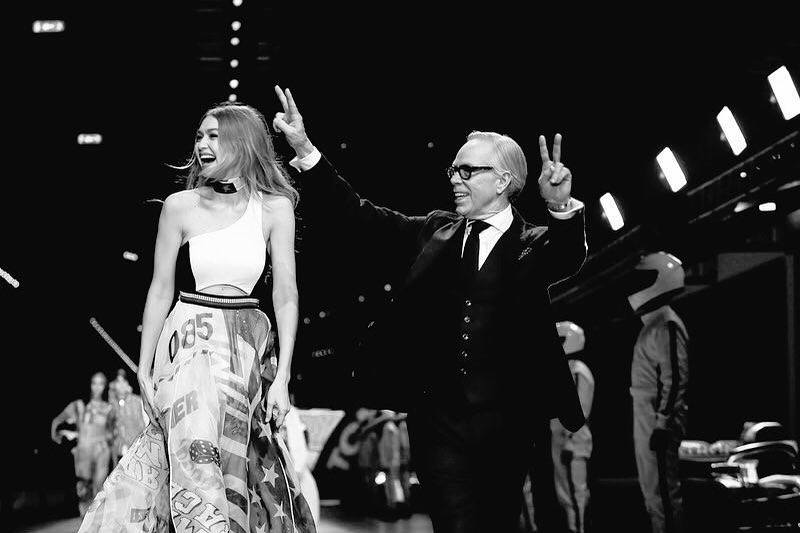 Gigi Hadid si è commossa durante la sfilata di Tommy Hilfiger alla MFW 2018