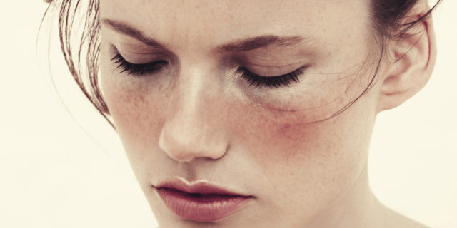 Come usare il blush liquido per un effetto naturale e duraturo