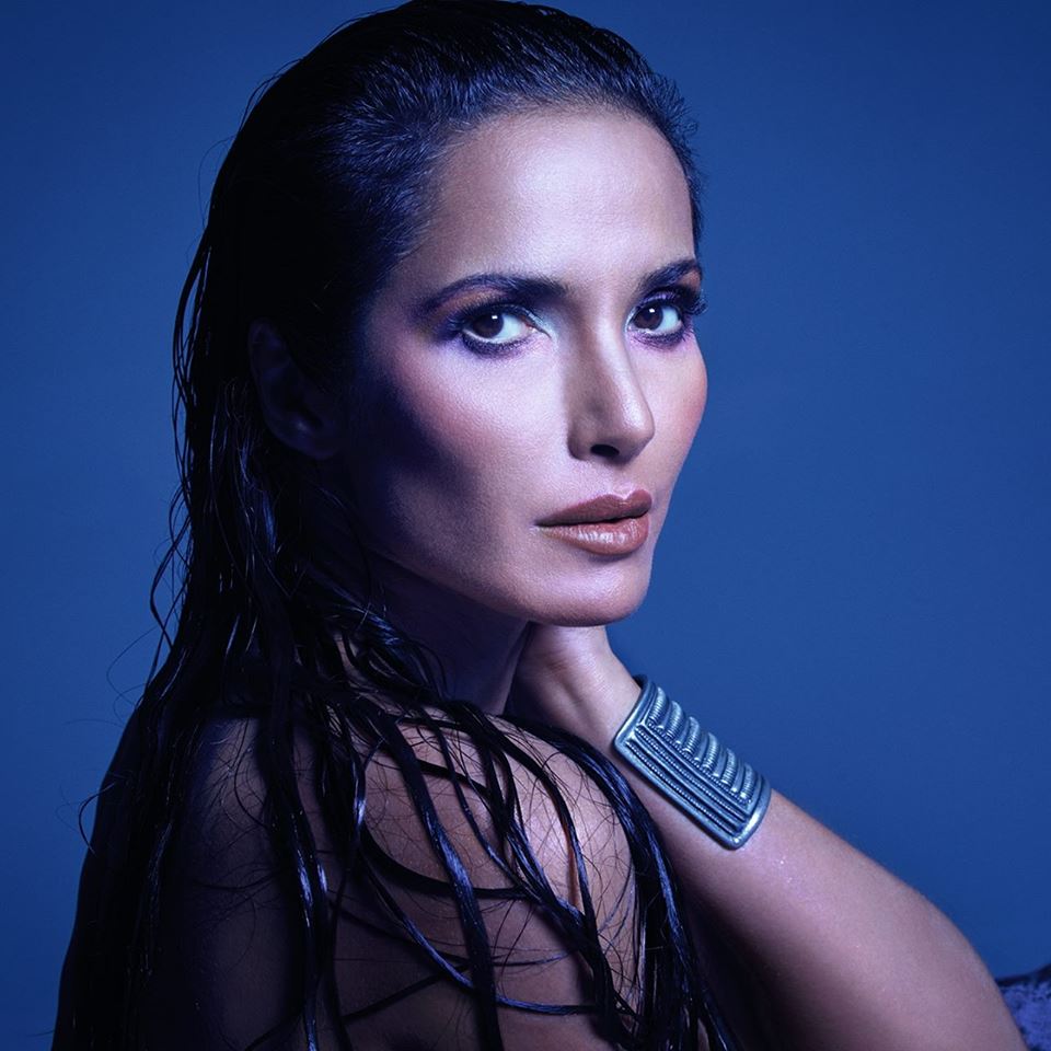 Padma Lakshmi ha fatto la modella nonostante la cicatrice