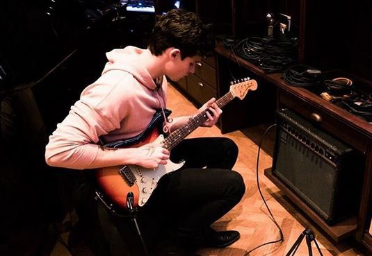 Youth, Shawn Mendes svela il significato della sua nuova canzone