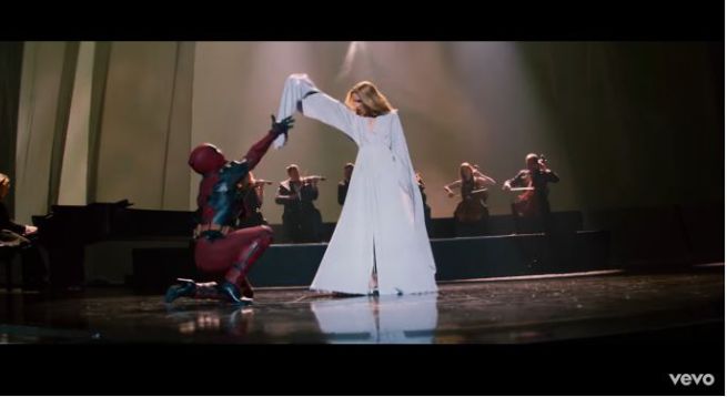 Ashes di Celine Dion: testo, traduzione e video ufficiale