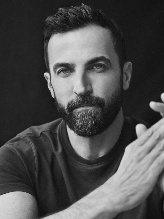 Louis Vuitton: rinnovato il contratto di Nicolas Ghesquiere