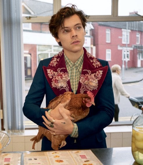 Harry Styles è il nuovo volto della collezione maschile autunno/inverno di Gucci