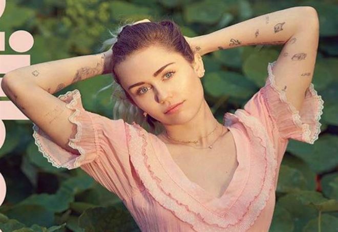 Prima e Dopo: Come è cambiato il look di Myley Cyrus