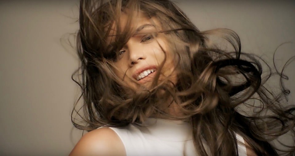 Valentina Sampaio rivela: “Siamo transgender, ma prima di tutto semplici esseri umani come gli altri”