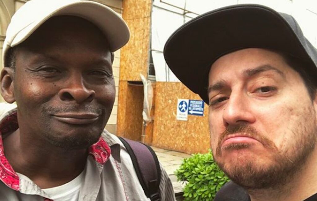 Vengo da Ghana di Marco Donadoni dello Zoo di 105 è razzista e xenofoba