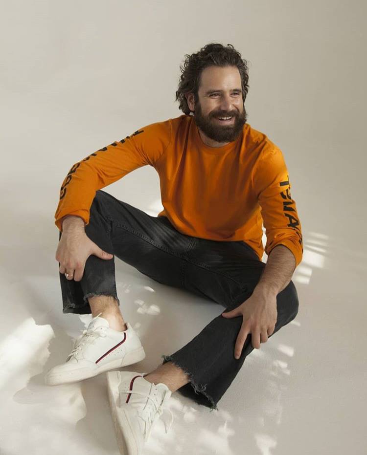 Tommaso Paradiso dei Thegiornalisti parla del nuovo album Love