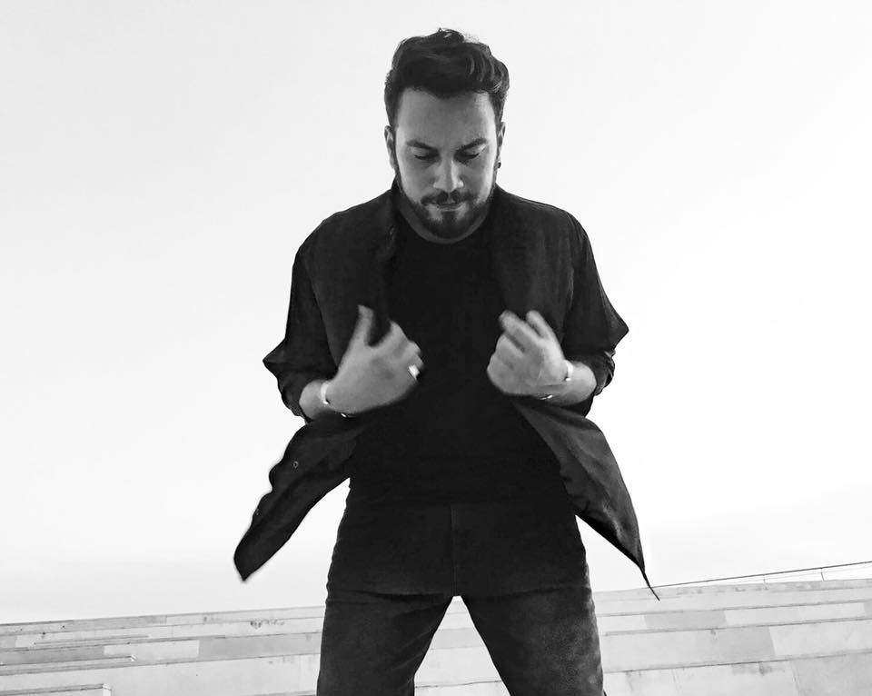 Wake up call di Antonino: testo, traduzione e video ufficiale