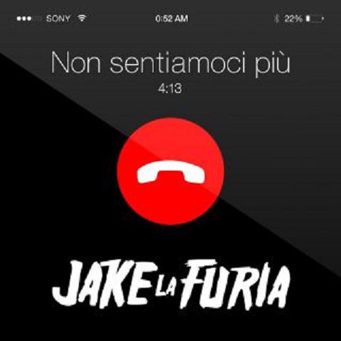 Non sentiamoci più è il nuovo singolo di Jake La Furia