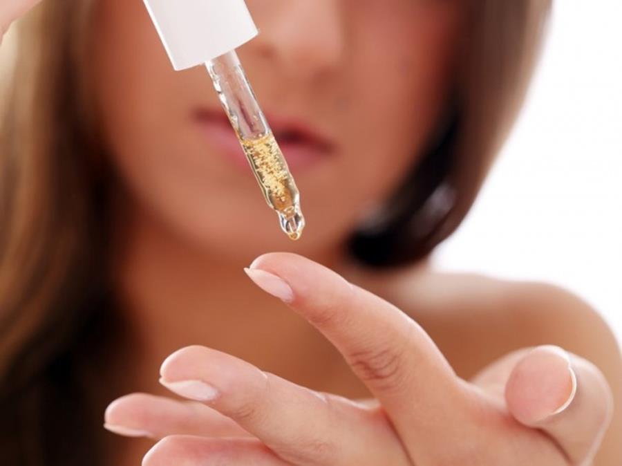4 Oli per la pelle che possono fare la differenza nel make-up