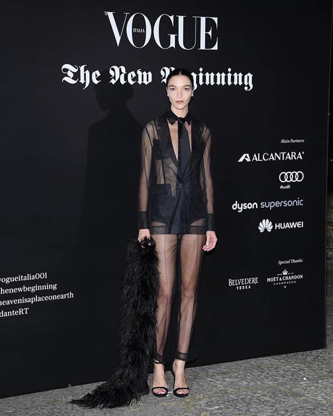 Mariacarla Boscono non bada a niente e nessuno: la filosofia di vita della top model italiana