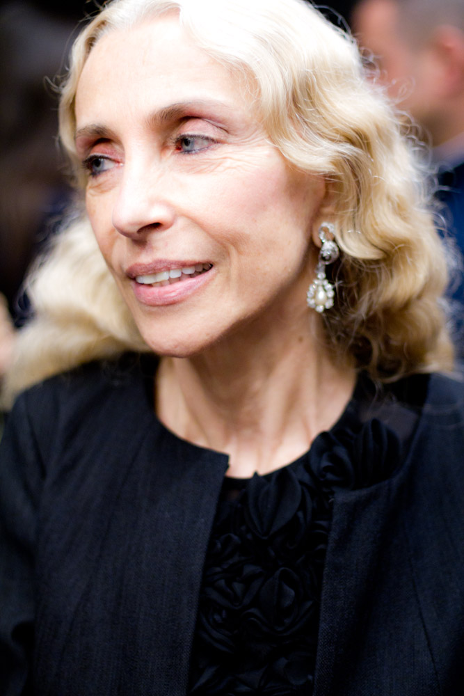 Abiti Franca Sozzani in vendita per beneficenza