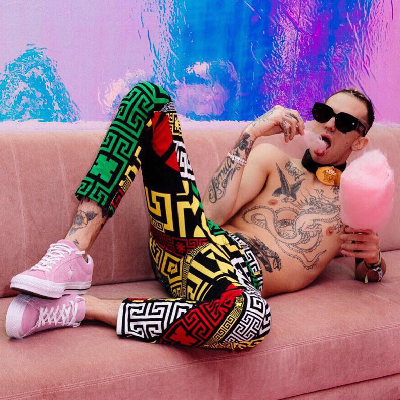 1990 di Achille Lauro: testo e video ufficiale