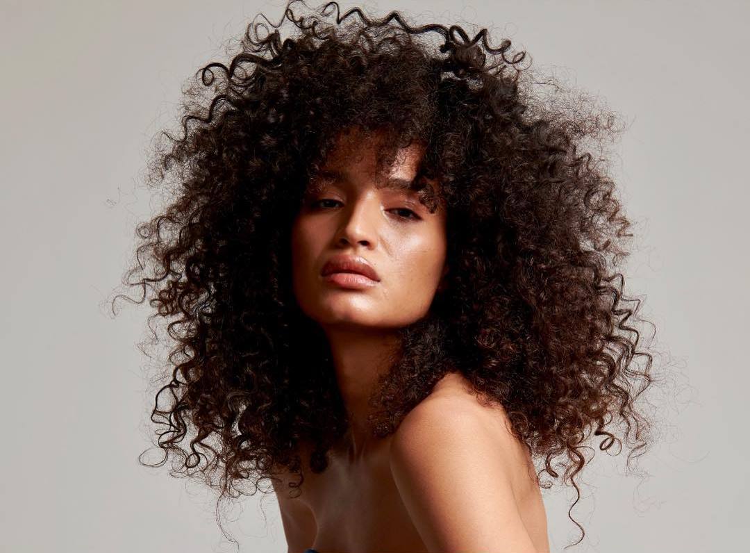 Indya Adrianna Moore va all’attacco, lo sfogo della modella transessuale: “Mi vorrebbero carina e possibilmente zitta”