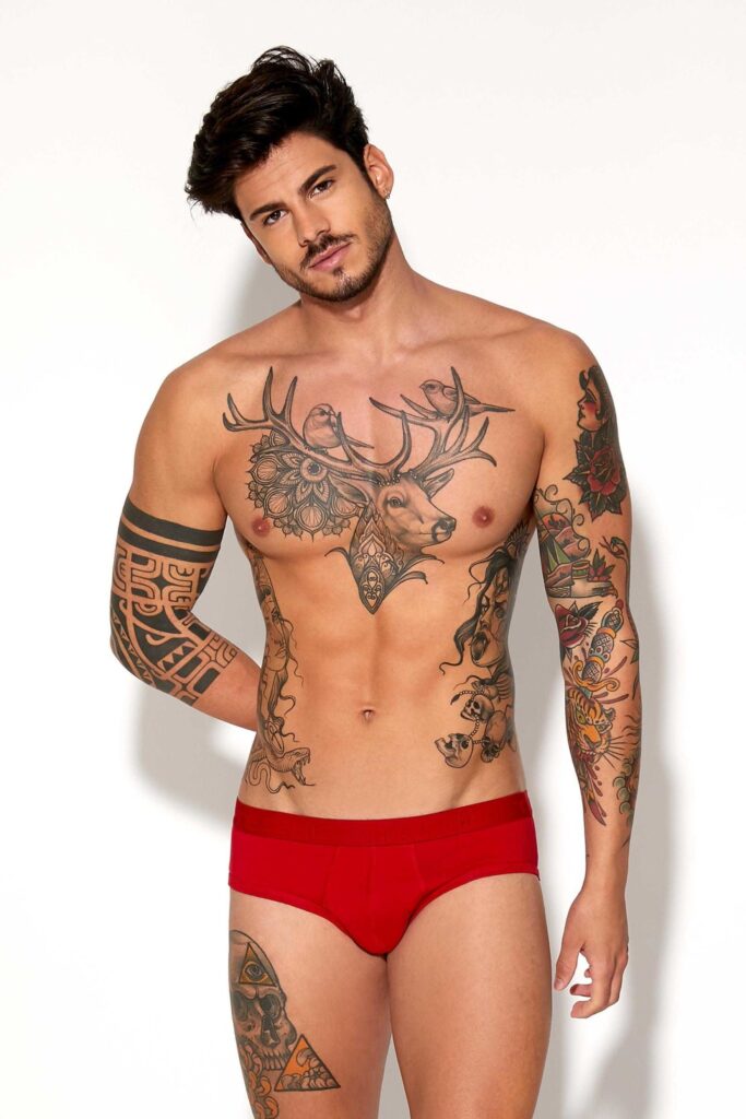 Luca Daffrè di Uomini e Donne è il nuovo testimonial del brand di intimo Tezenis