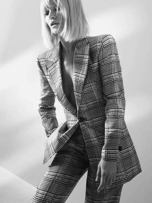 Kate Moss è la testimonial della nuova campagna Giorgio Armani per l’autunno-inverno