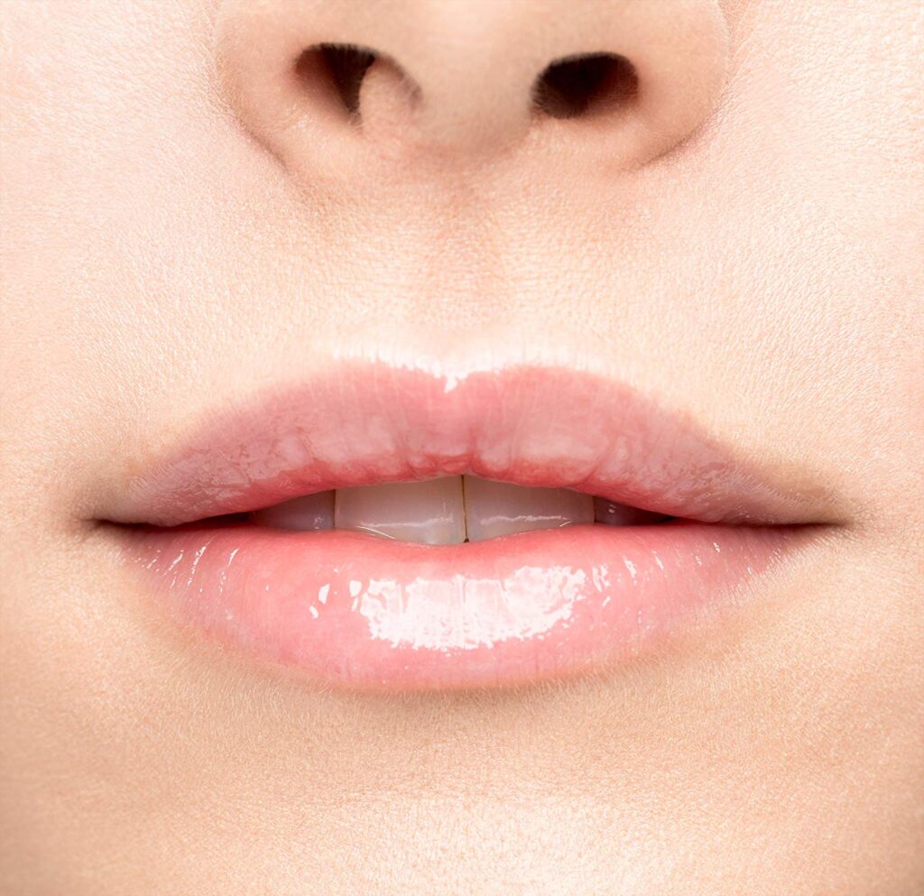 Lip oil per labbra nutrite, morbide e luminose