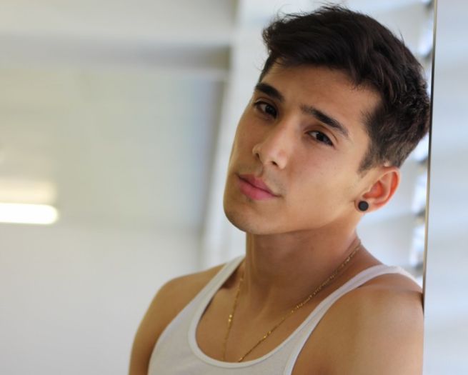 Miguel Wave, il ballerino di Amici di Maria De Filippi diventa cantante