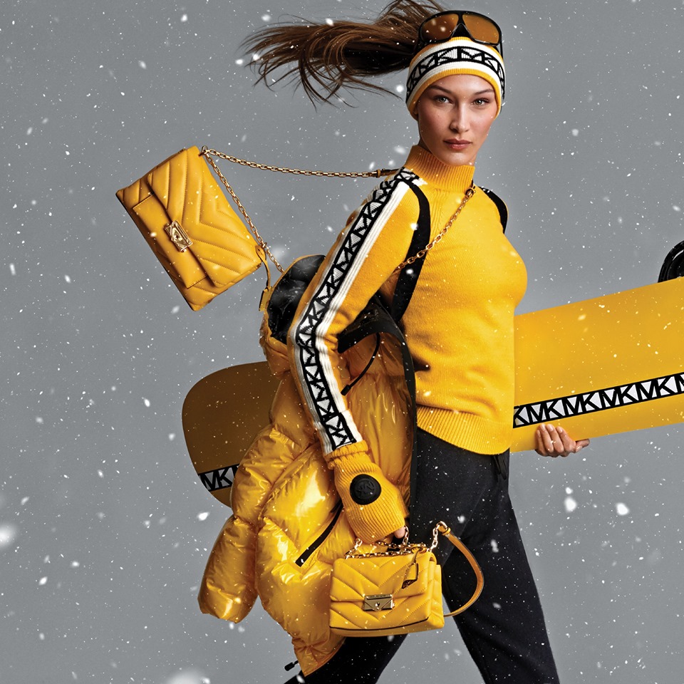 Bella Hadid è la protagonista della nuova campagna di Michael Kors