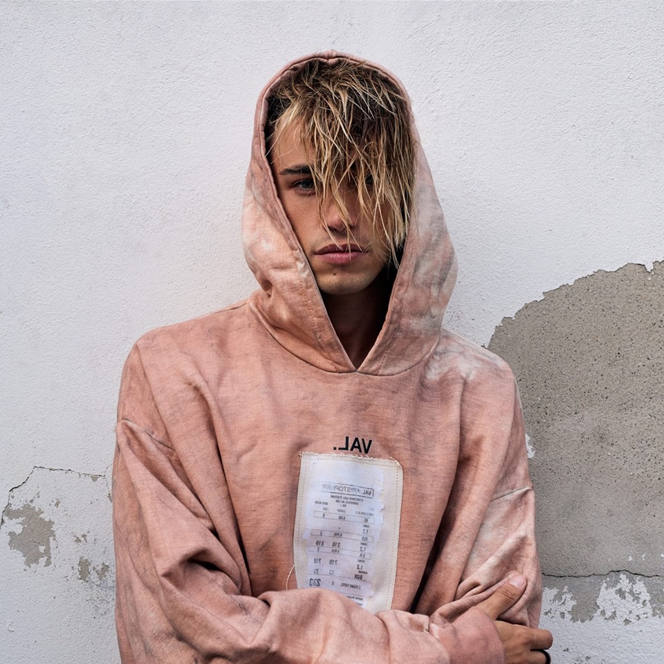 Gossip di Riccardo Marcuzzo: testo e video ufficiale