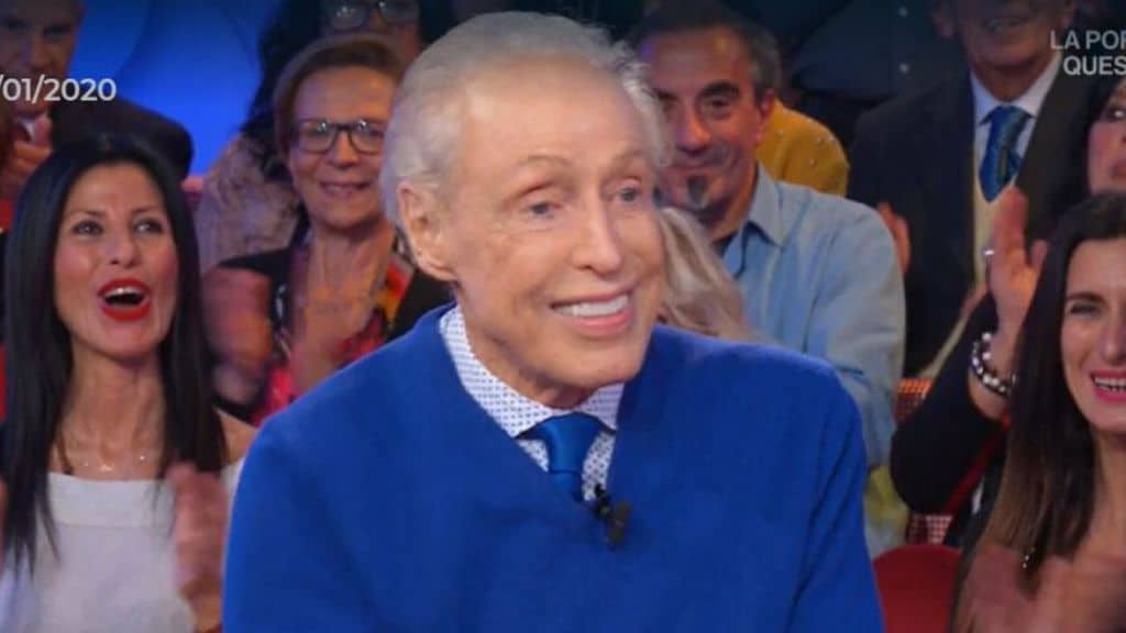 Renato Balestra silura Chiara Ferragni: “L’eleganza non è solo questione di stile e di come uno si veste, ma anche di come si comporta”