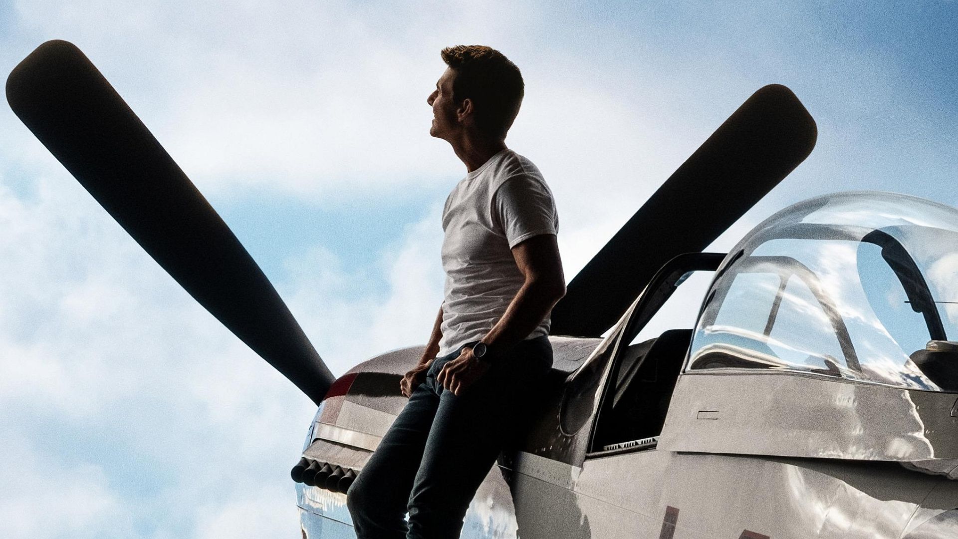 Top Gun: Maverick, Tom Cruise commenta il posticipo del sequel
