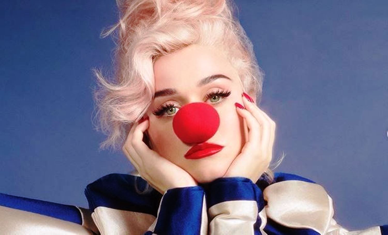 Smile di Katy Perry: testo, traduzione e video ufficiale della canzone