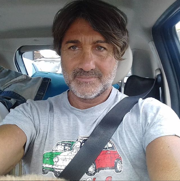 Chi è Salvio Calabretta? Biografia, lavoro e curiosità sul cavaliere del trono over di Uomini e Donne