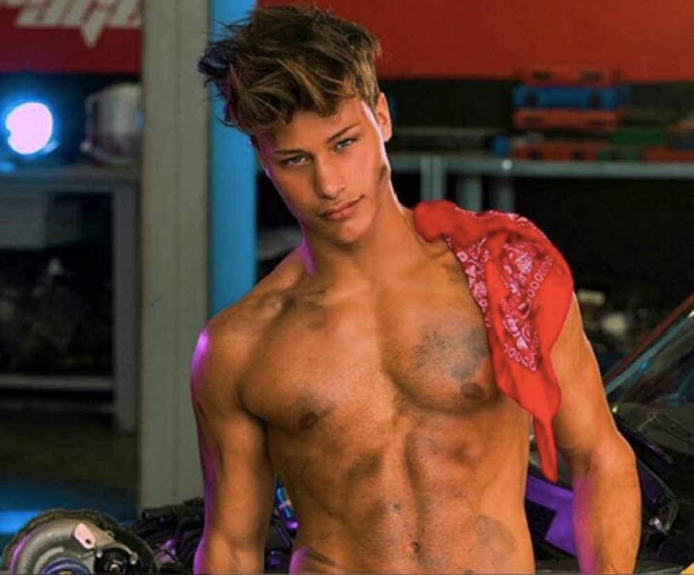 Chi è Denis Dosio? Età, altezza, capelli, da piccolo, fidanzata, Instagram, canzone e GF Vip