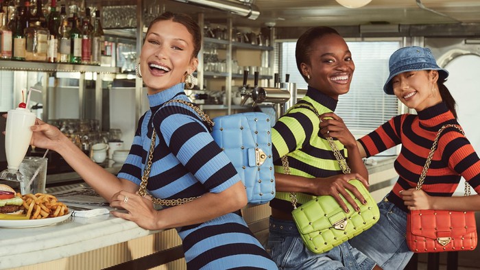 Bella Hadid, Mayowa Nicholas, Heejung Park e Salomon Diaz protagonisti della nuova campagna di Michael Kors