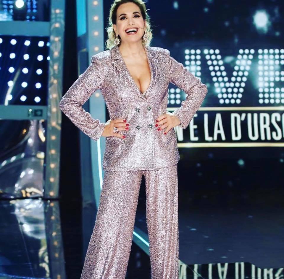 Barbara d’Urso confermata alla conduzione di Pomeriggio 5: “Avrà anche degli altri programmi”