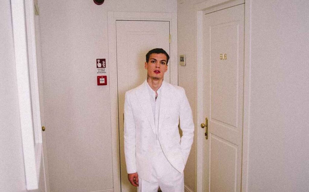 Chi è Blanco? Età, altezza, biografia, Wikipedia, album, Sanremo, fidanzata del cantante, Instagram, Mahmood