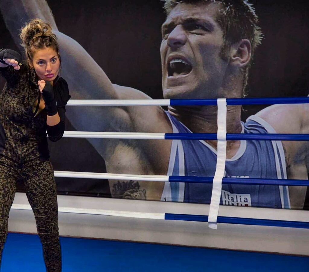 Chi è Laura Maddaloni? Età, altezza, biografia, Wikipedia, sorella, fratello, fisico, judo, matrimonio, Clemente Russo, Isola, Instagram, Facebook