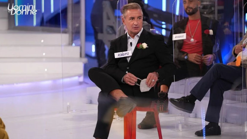 Chi è Roberto Bonanni? Biografia, vita privata, lavoro e Instagram del cavaliere del trono over di Uomini e Donne