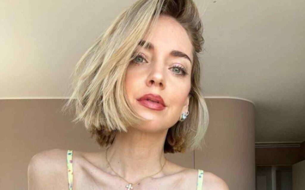 Moda Mare 2023, Chiara Ferragni lancia i suoi costumi: il prezzo é eccezionale