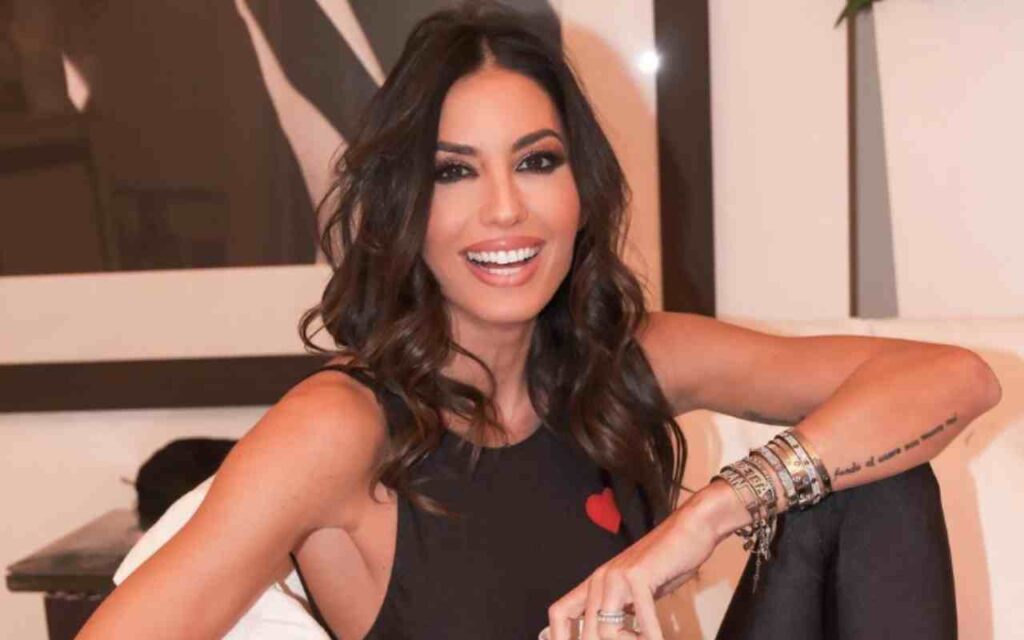 Conosci la sorella di Elisabetta Gregoraci? É bella da togliere il fiato: come due gocce d’acqua