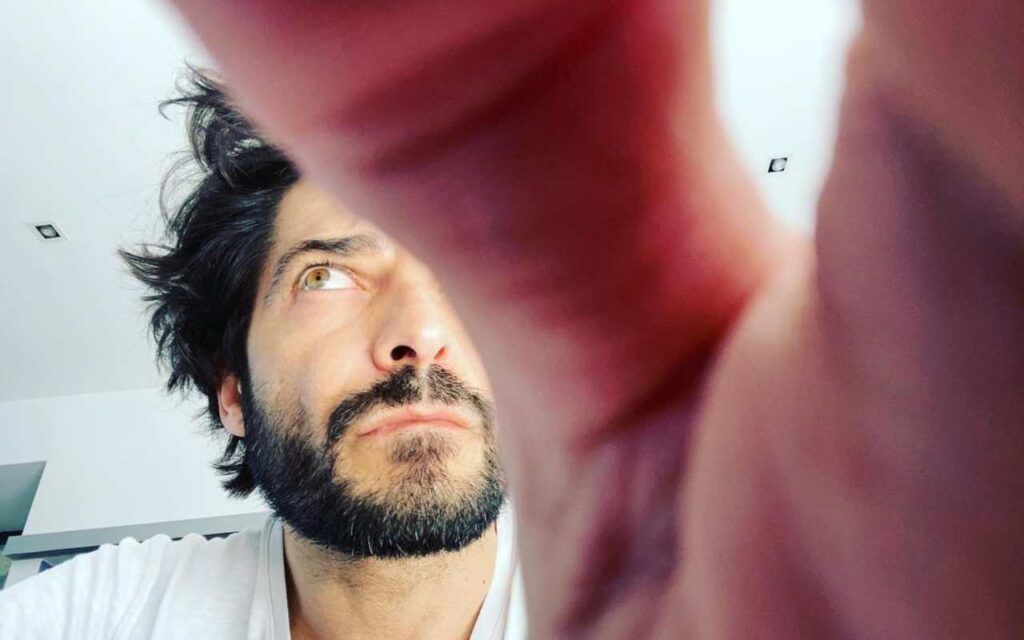 Marco Bocci difende Laura Chiatti: “Era goliardia”, terremoto sui social
