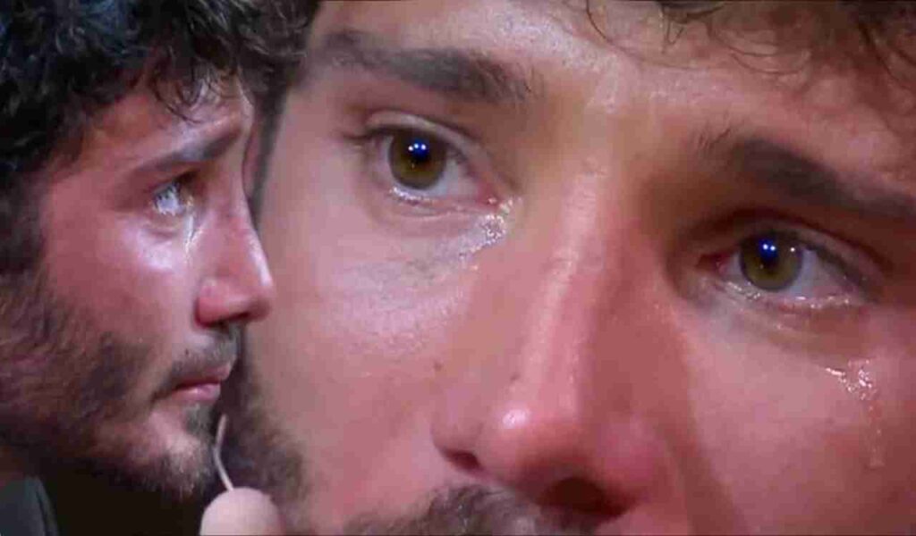 ‘Addio’ Stefano De Martino, ha detto stop: non c’è niente da fare