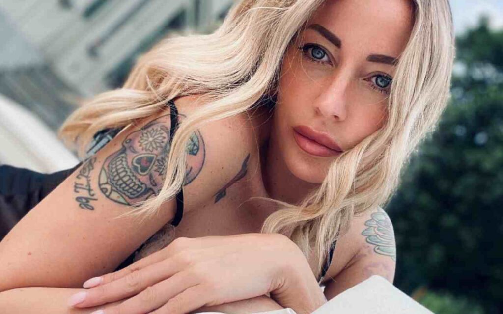 Ricordi Karina Cascella a Uomini e Donne? Guarda come è ora: sensuale e bollente