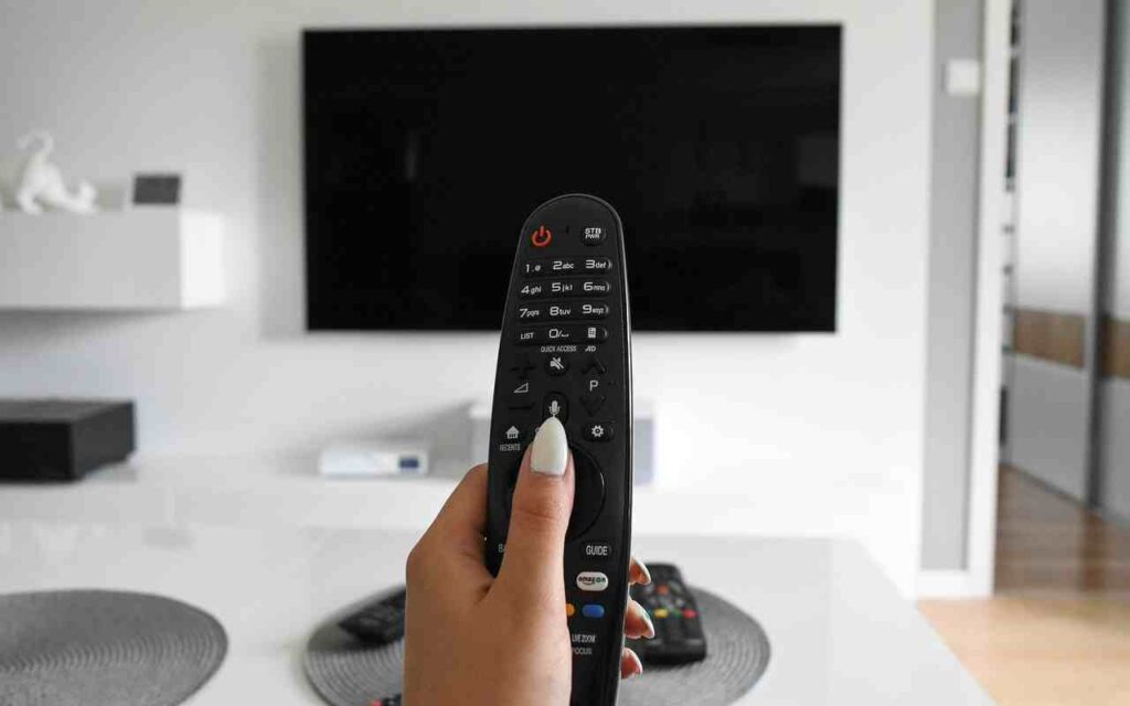 Mediaset contro Rai, rimpasto totale: la conduttrice abbandona la rete