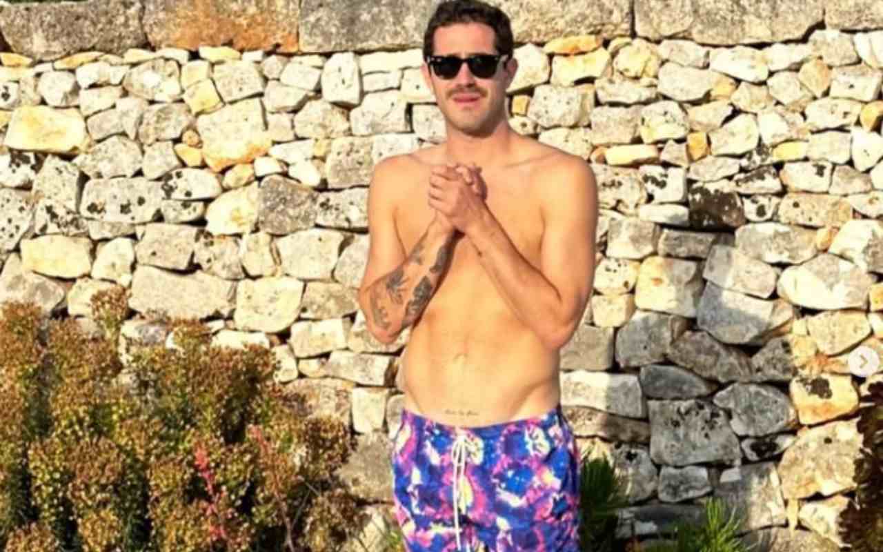 Disavventura per Tommaso Zorzi: “Un passante ha ritrovato il mio telefono” | Quello che succede dopo é incredibile