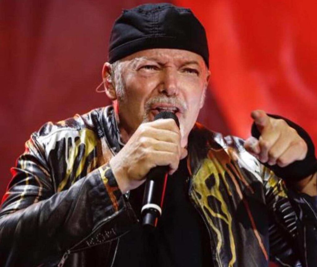 “Ho bisogno di normalità”, Vasco Rossi indispettito: il suo sfogo inaspettato
