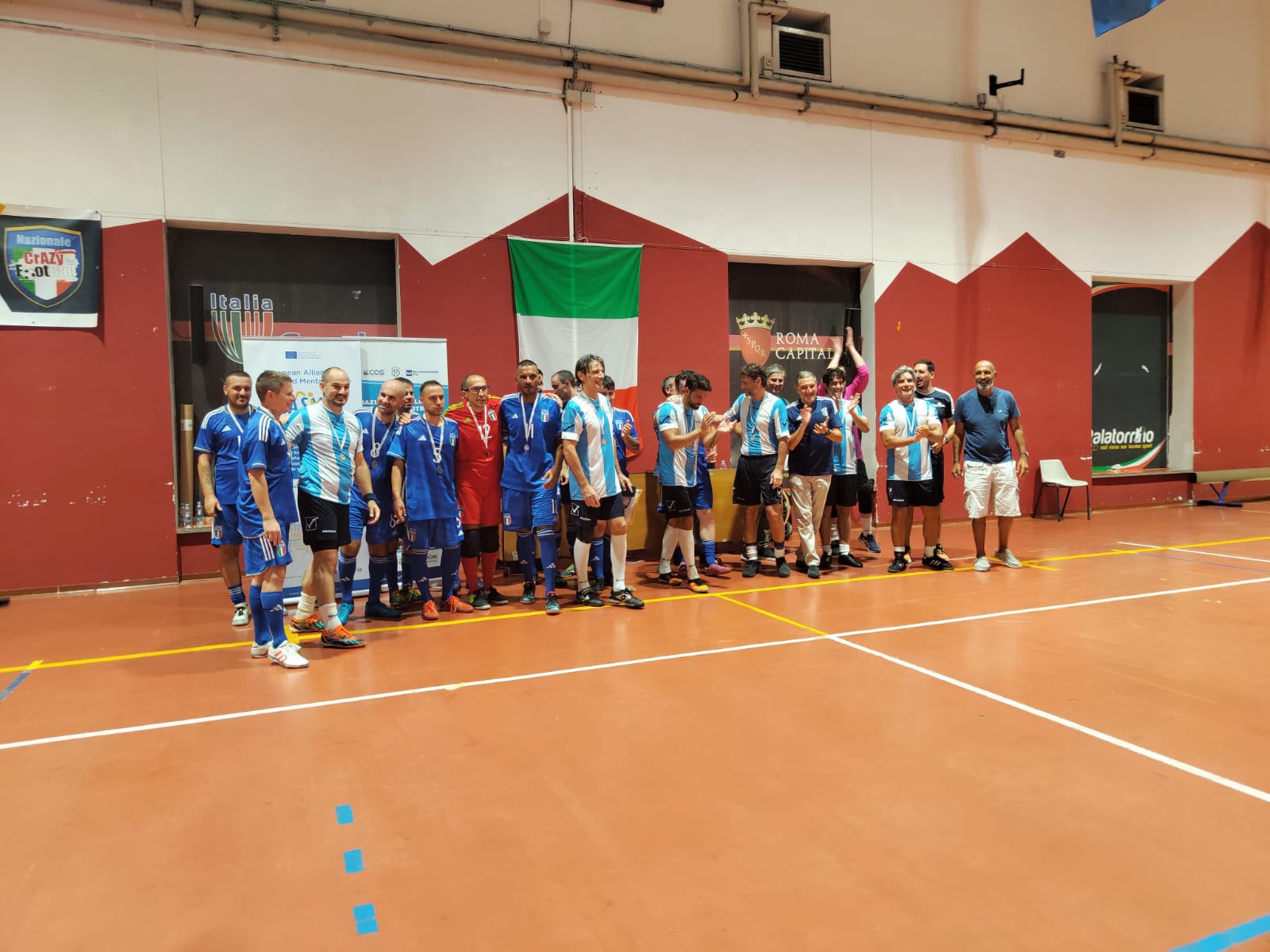 Victor Gonzalez tra sport e solidarietà a Roma: le foto dell’evento