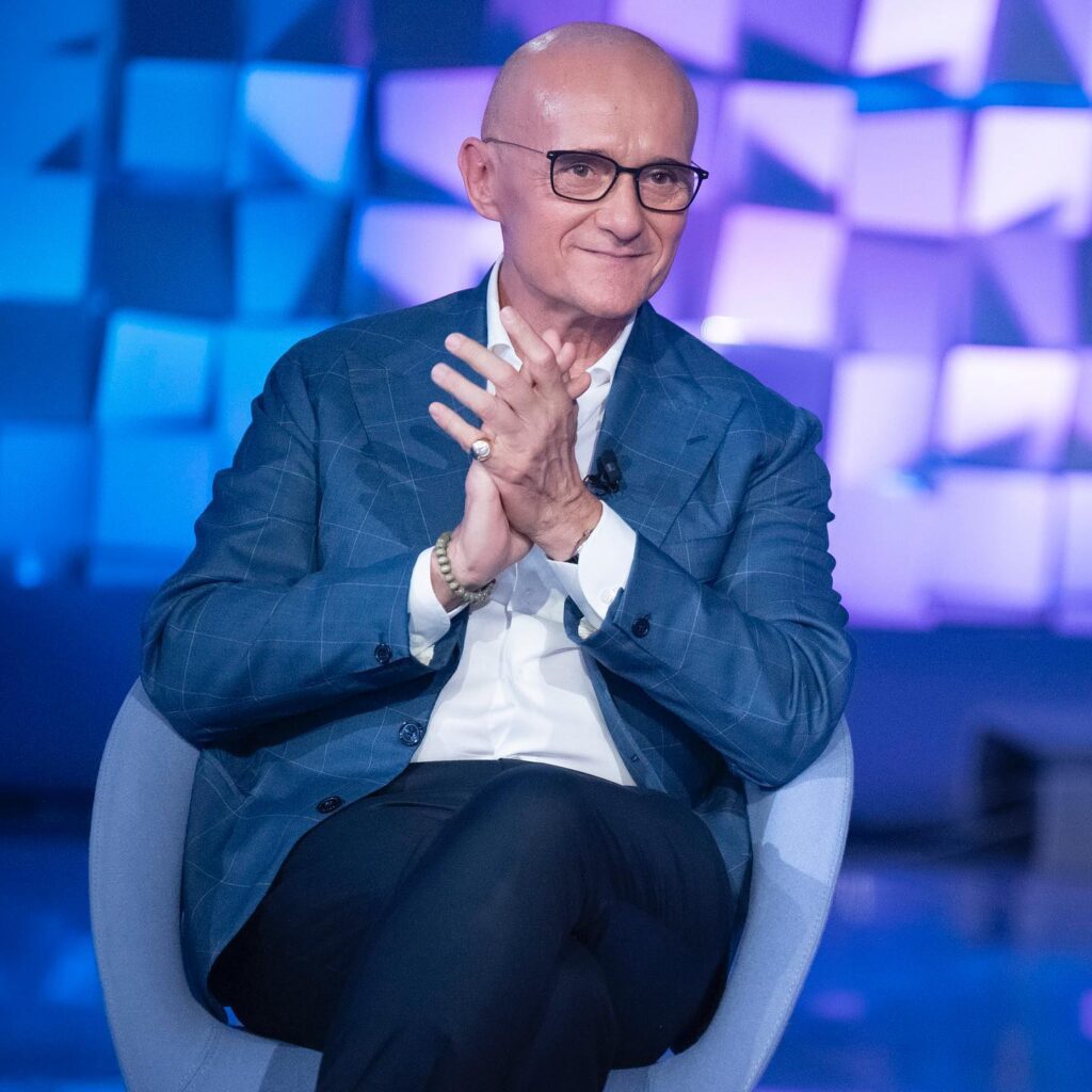 “Grande Fratello? Non esiste solo il trash della bestemmia, ma c’è anche la trascendenza del nulla”, l’analisi del critico tv