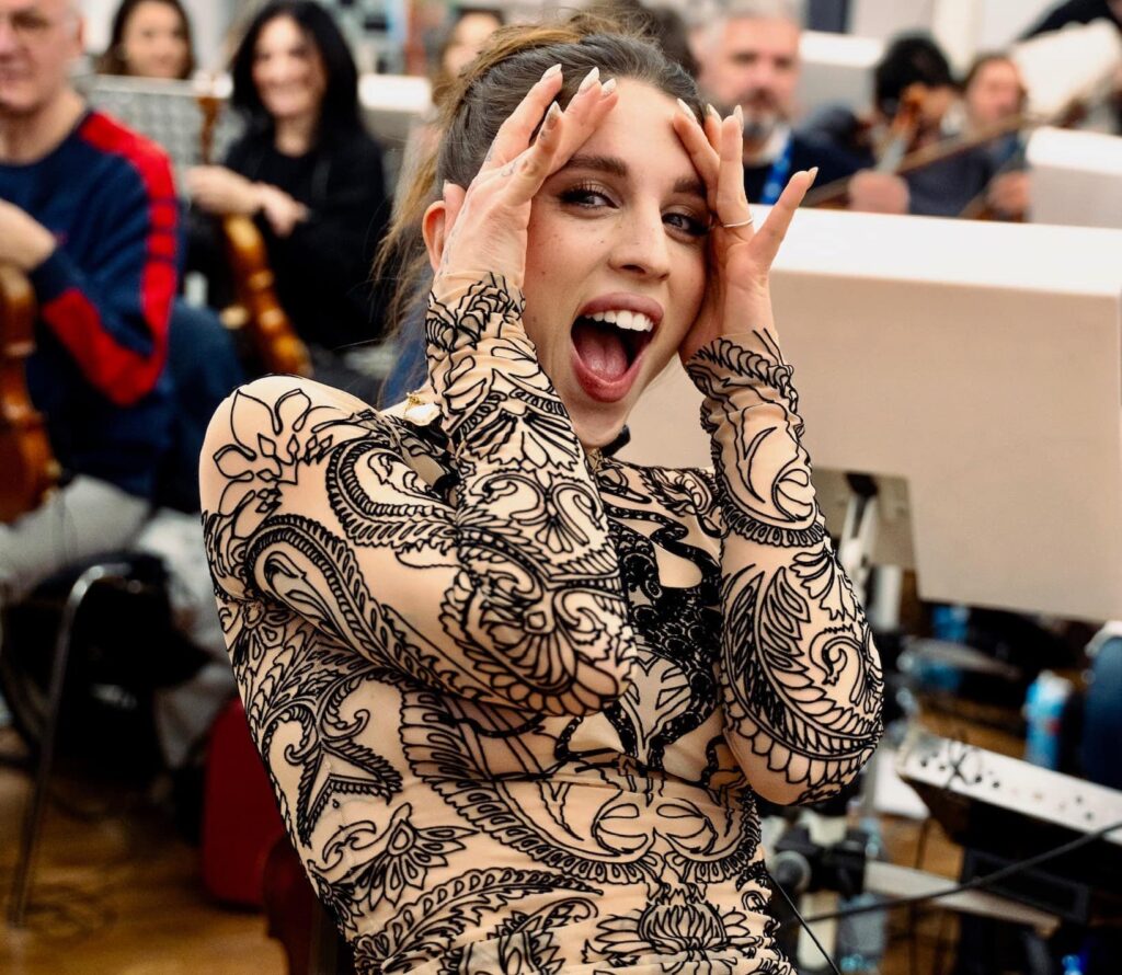 Angelina Mango a Sanremo 2024: “Ho paura perché tutti parlano del palco più spaventoso”