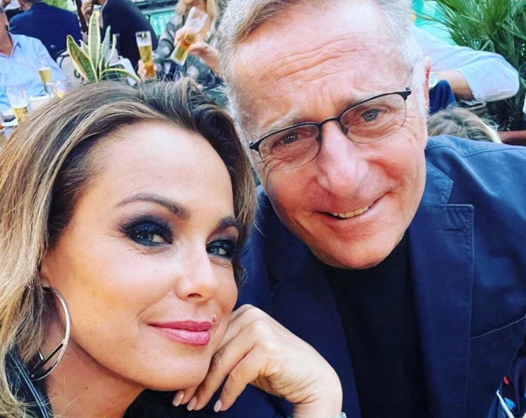 Paolo Bonolis lascia Mediaset per la Rai? Interviene l’ex moglie Sonia Bruganelli