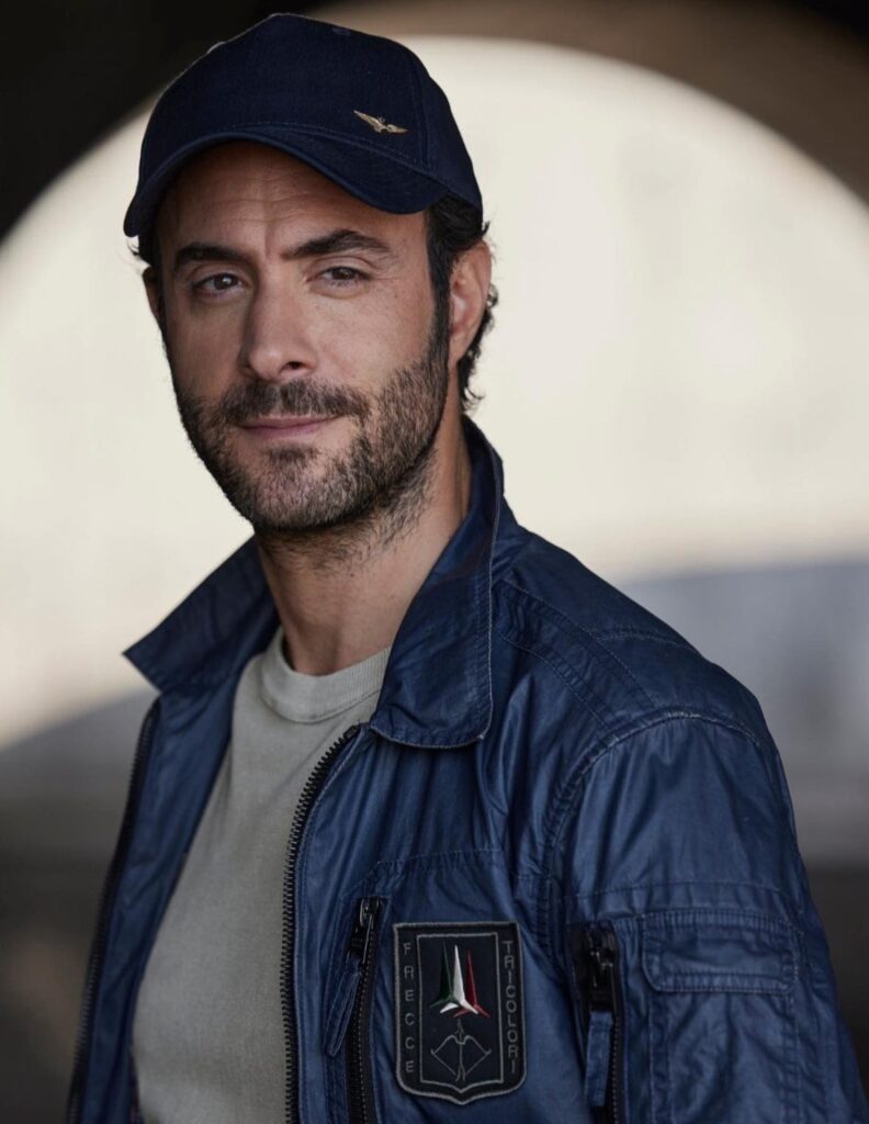 Aeronautica Militare festeggia 20 anni con testimonial Alessio Vassallo
